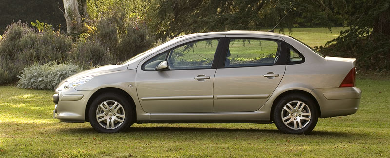 Peugeot 307 sedan